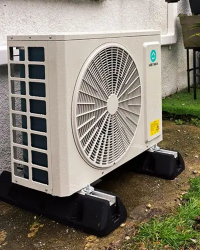 entretien-pompe-a-chaleur-air-eau-groupe-exterieur